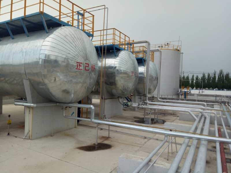 Storage tank 